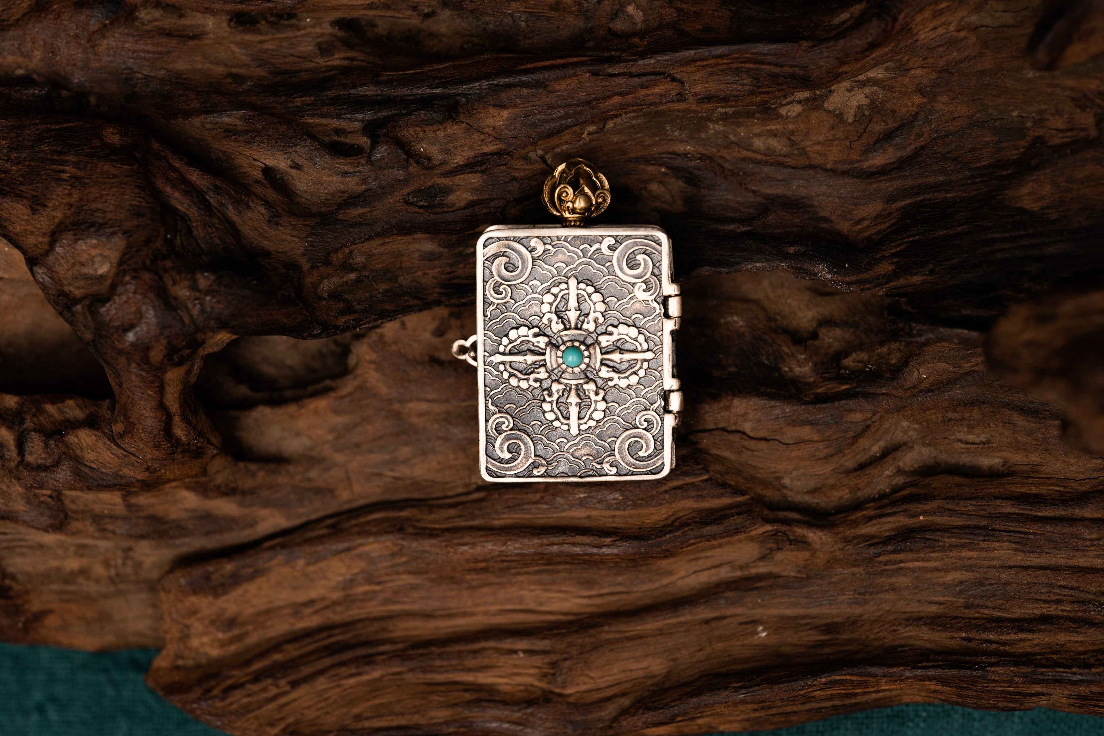 Tibetan Silver Scripture Pendant · Openable Yellow Jambhala Blessing